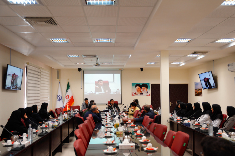 دومین نشست سرپرست دانشگاه با مدیران و کارکنان حوزه معاونت دانشجویی برگزار شد